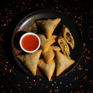 Samosas x6